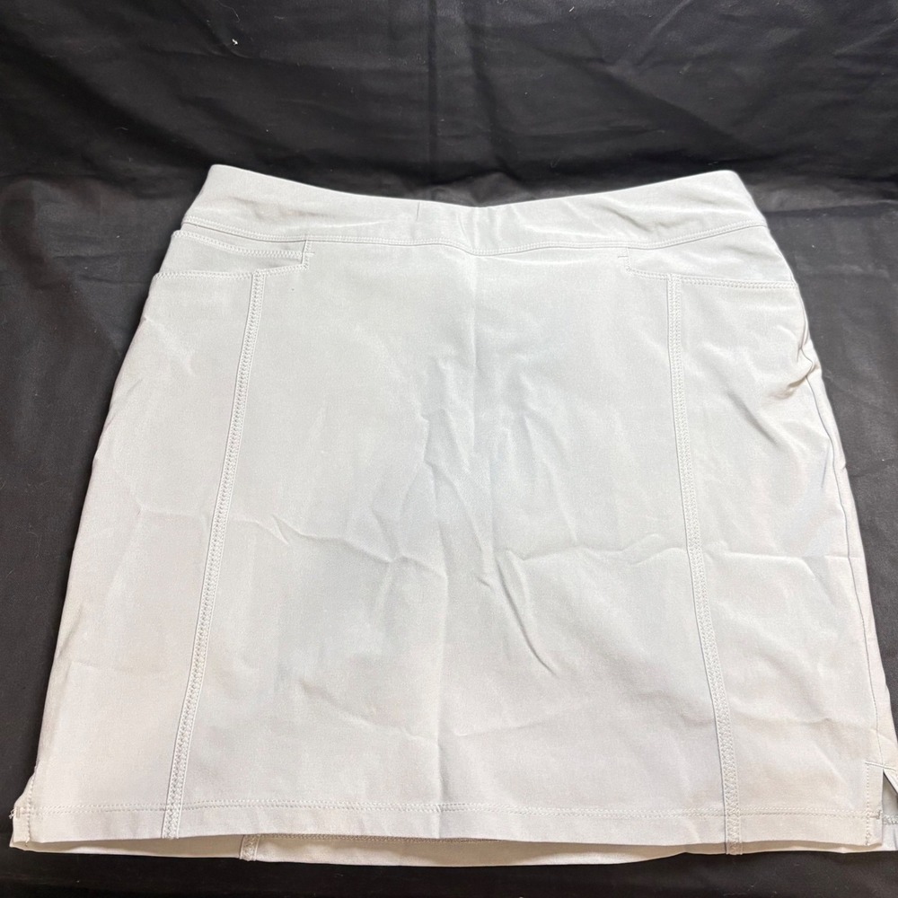 Adidas Golf Womens Light Grey Stretch Performance Skort Size M 4703